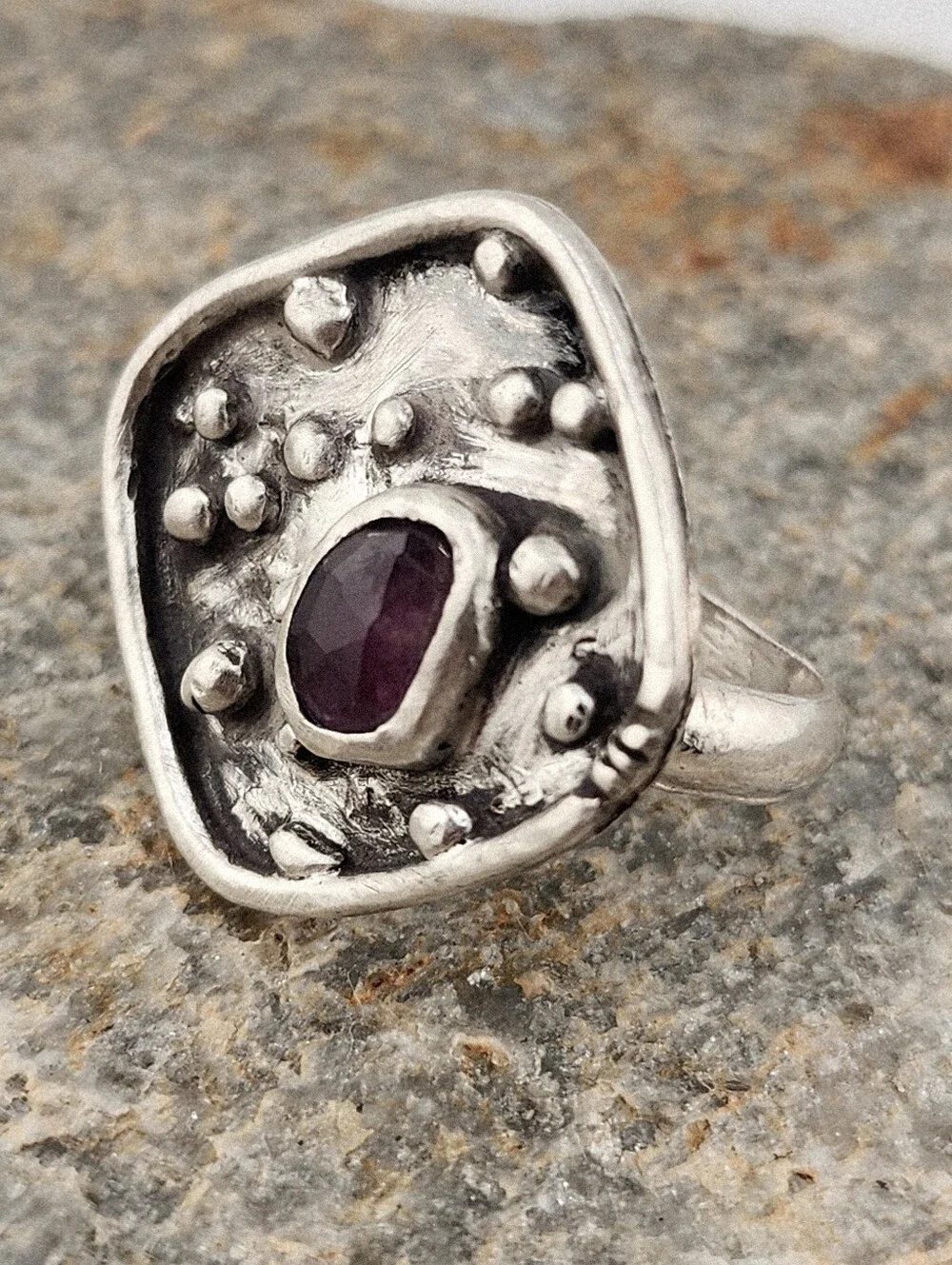 PUNK SAPPHIRE RUNG HANDMADE IN STERLING SILVER WOMENS SIZE 8.5